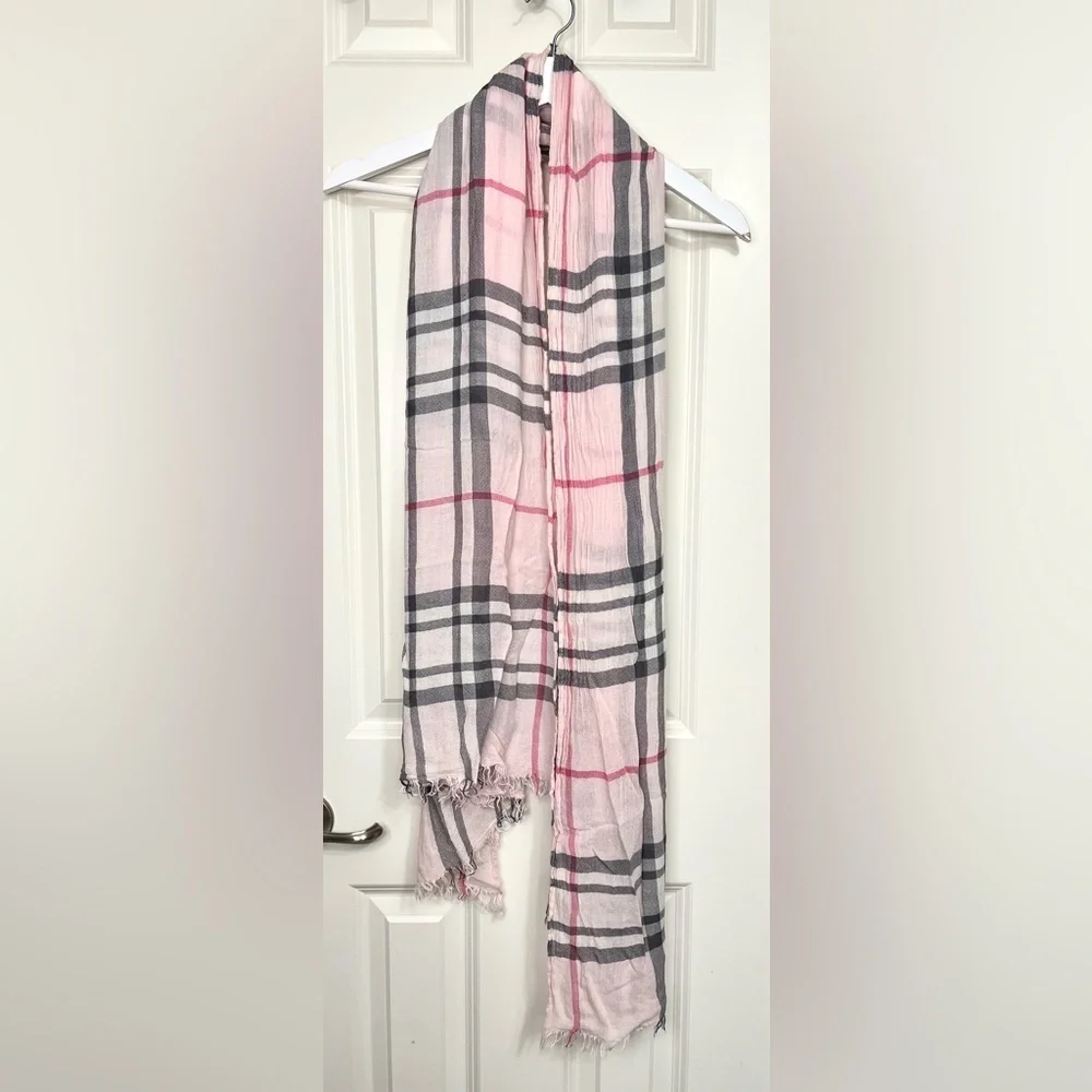 Nova Check Fringe Scarf